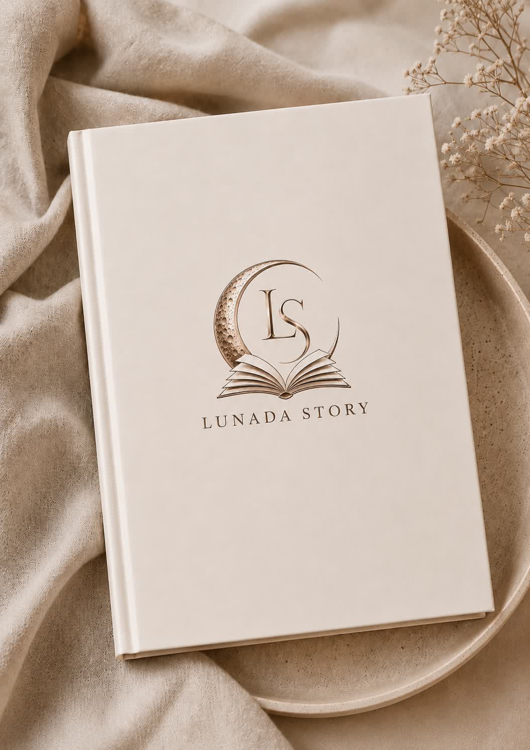 Coperta cărții Lunada Story